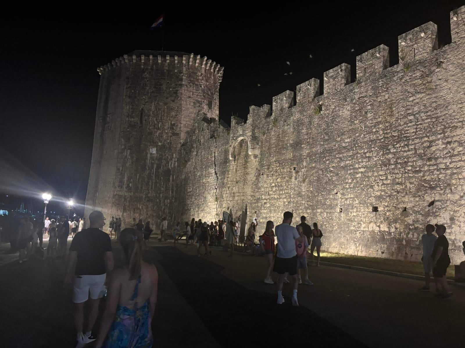 A hajók nyugovóra térnek Trogir kikötőjében-HR Vitorla 2026